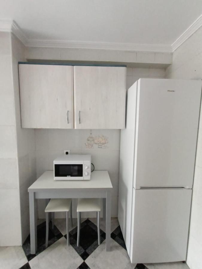 Piso Calidad Precio Junto A La Playa De La Victoria Lejlighed Cádiz Eksteriør billede