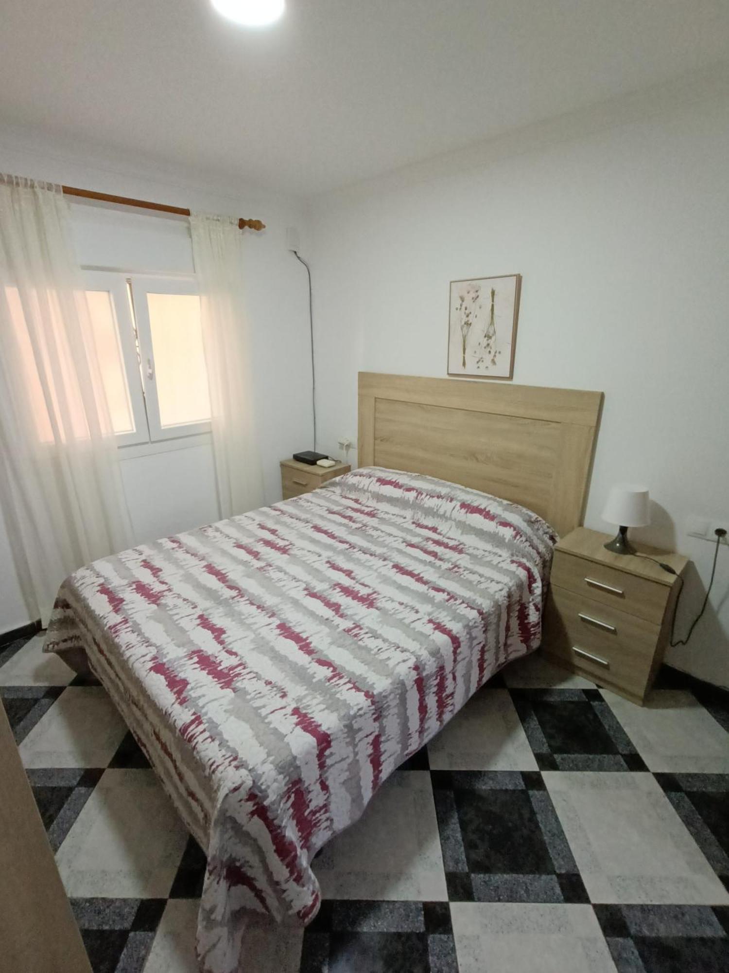 Piso Calidad Precio Junto A La Playa De La Victoria Lejlighed Cádiz Eksteriør billede