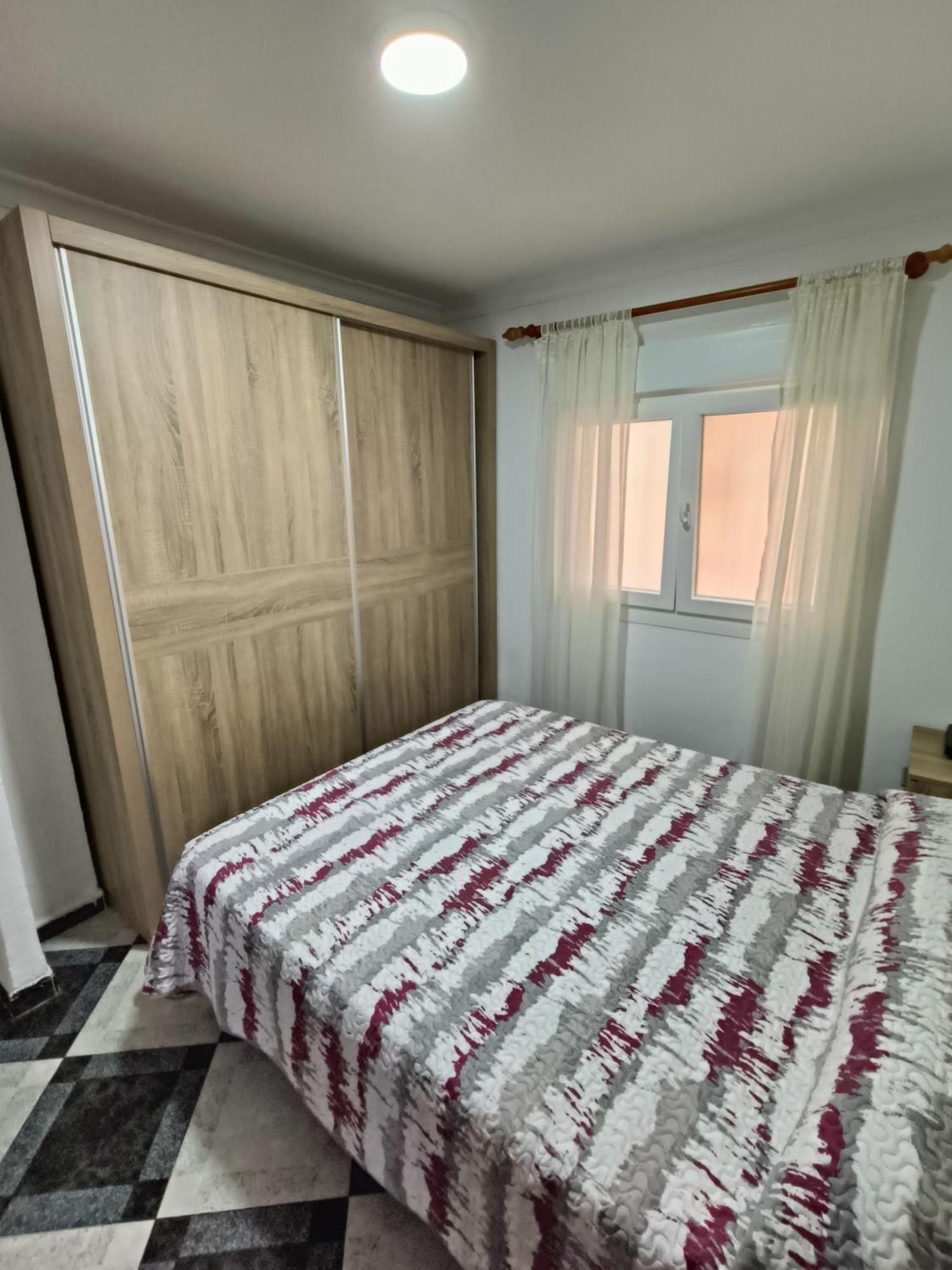 Piso Calidad Precio Junto A La Playa De La Victoria Lejlighed Cádiz Eksteriør billede