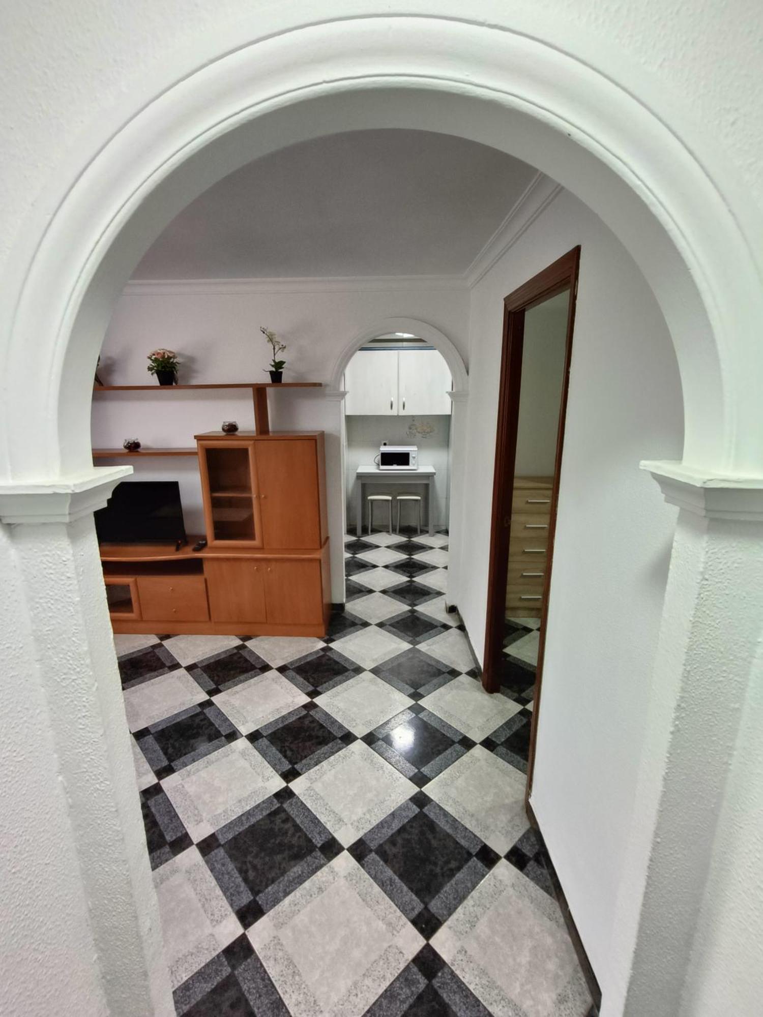 Piso Calidad Precio Junto A La Playa De La Victoria Lejlighed Cádiz Eksteriør billede