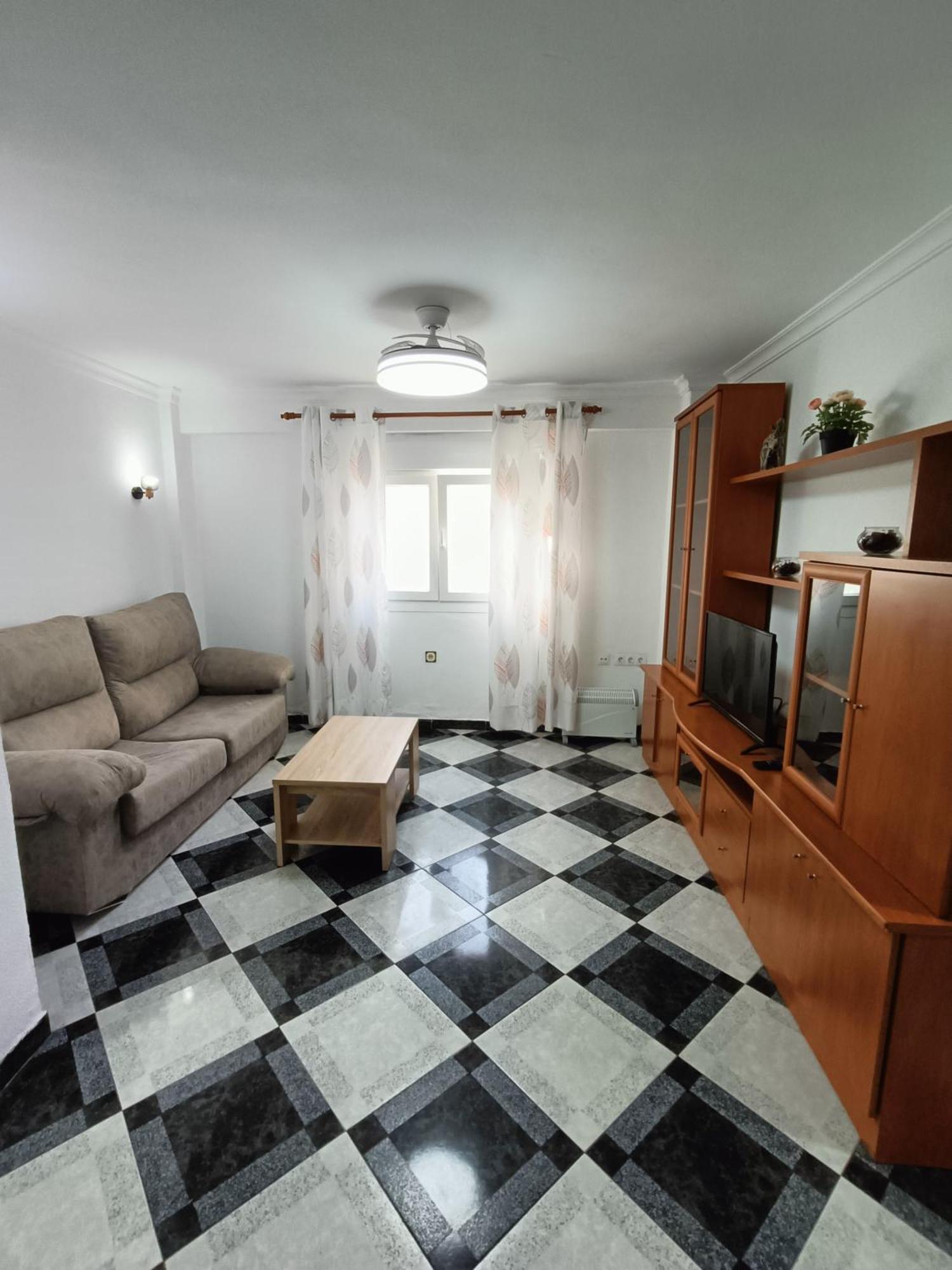Piso Calidad Precio Junto A La Playa De La Victoria Lejlighed Cádiz Eksteriør billede